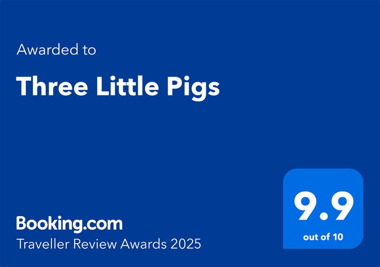 バッド Three Little Pigsヴィラ エクステリア 写真